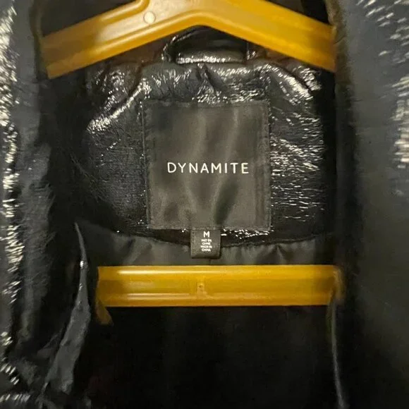 Dynamite jacket Women's Medium Black Shinny Leather Front Pocket Cropped - Picture 2 of 3